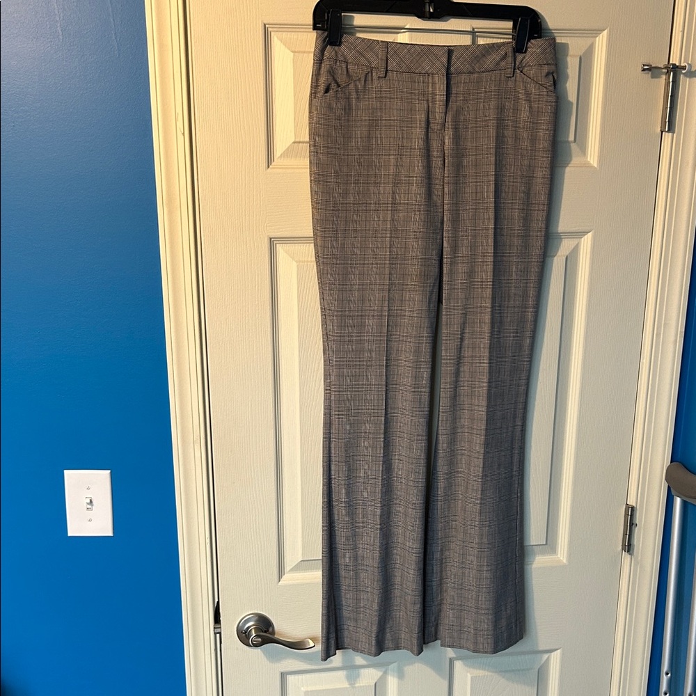 Express Women's Straight Leg Black/White/Blue Dress Pants